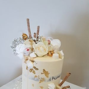 Meet your Posher, Leona